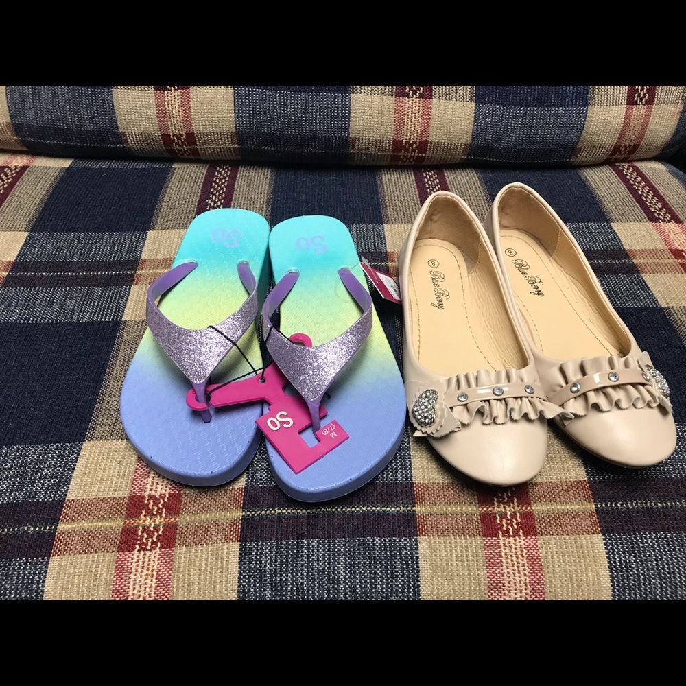 Girls shoes size 8 sandals and mules